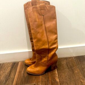 Woman’s leather boots